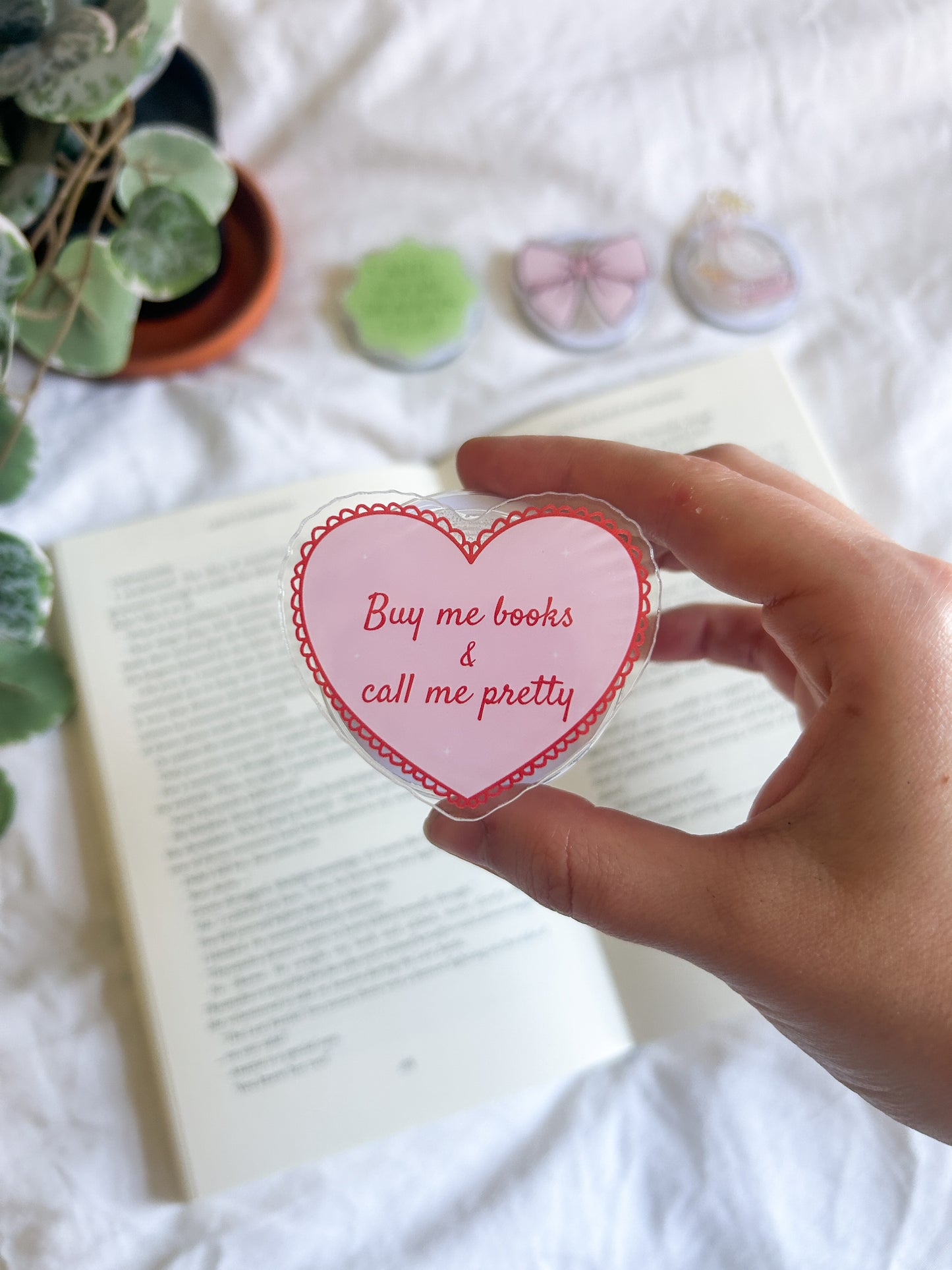 Call Me Pretty E-reader Grip